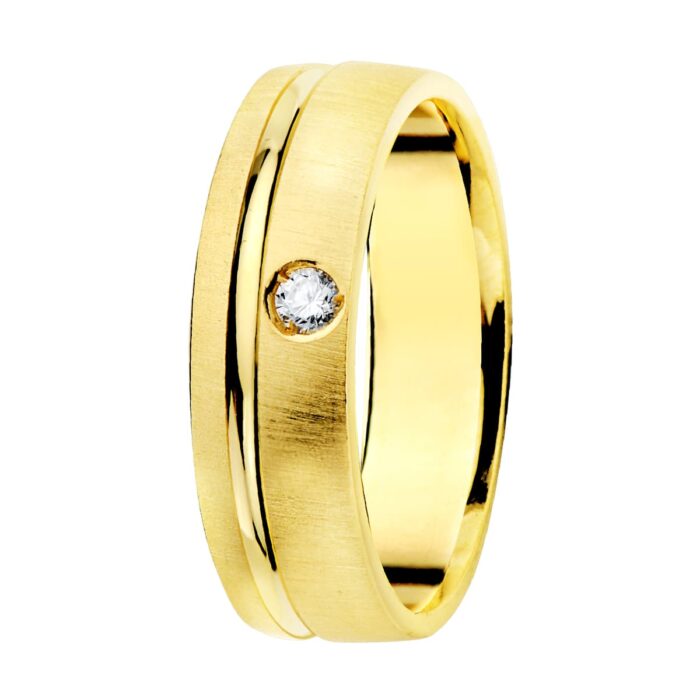 18K ALIANZA ORO AMARILLO MATIZADA Y FILO BRILLO 5.5MM DIAMANTE 0.045 QTS.