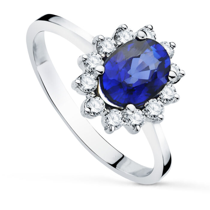 18K SORTIJA ORO BLANCO CUAJO CON DIAMANTES 0.42 QTS.  ZAFIRO 8X6 MM 1.63 QTS.