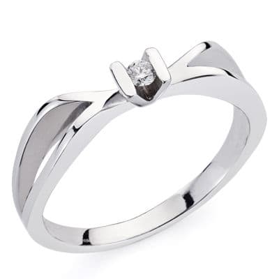 18K SORTIJA ORO BLANCO BRILLANTE. 0.046  QTS.