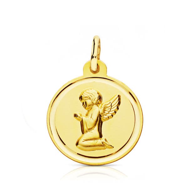 Medalla Angelito Rezando en Oro Amarillo 18K con Bisel – 16 mm