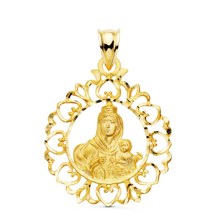 Medalla de la Virgen del Carmen en oro amarillo de 18k de 30x25 mm con cerco calado de siluetas de corazones en brillo sobre fondo blanco