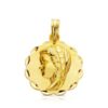 Medalla circular de la Virgen Niña de perfil en oro amarillo de 18 quilates, 16 mm de diámetro, con bisel exterior labrado tallado de gran brillo sobre fondo blanco.