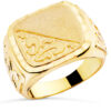 Sello de caballero macizo en oro amarillo 18K con cabeza grande de 20x19 mm, laterales tallados y superficie pulida brillante.