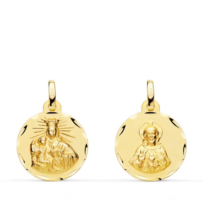 Pequeña medalla Escapulario redonda de oro amarillo de 18k de 16 mm con relieves matizados del Sagrado Corazón y la Virgen del Carmen y cerco perimetral tallado brillante sobre fondo blanco
