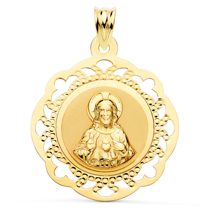 Medalla Escapulario de oro amarillo de 18k de 31x27 mm con imágenes del Sagrado Corazón y la Virgen del Carmen y orla exterior calada brillante sobre fondo blanco