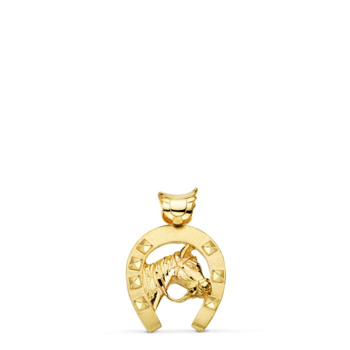 Pequeño colgante de herradura de la suerte fabricado en oro amarillo de 18 quilates, diseño pulido con detalles de clavos, tamaño 25x22 mm.