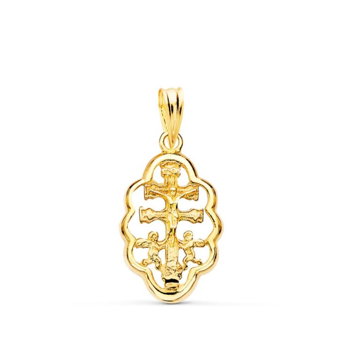 Pequeña medalla de la Cruz de Caravaca con orla protectora en oro amarillo de 18 quilates, medidas 18x12 mm, para bautizo o uso minimalista.