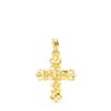 Cruz minimalista de oro amarillo de 18 quilates con diseño de filigrana calada y bordes exteriores tallados brillantes, medidas 22 x 19 mm.