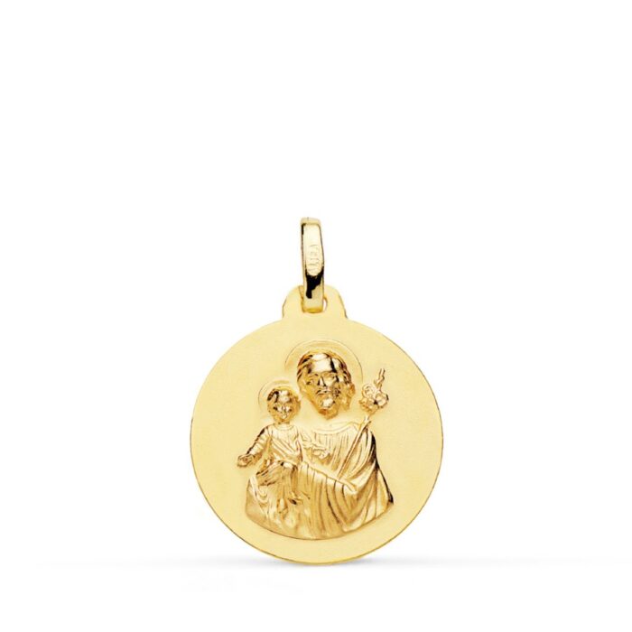 Medalla de San José y el Niño Jesús de 18 mm en oro amarillo de 18 quilates con fondo mate satinado y bisel exterior liso brillante.
