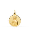 Medalla redonda de San Pedro en oro amarillo de 18 quilates con bisel matizado de 18 mm sobre fondo blanco.