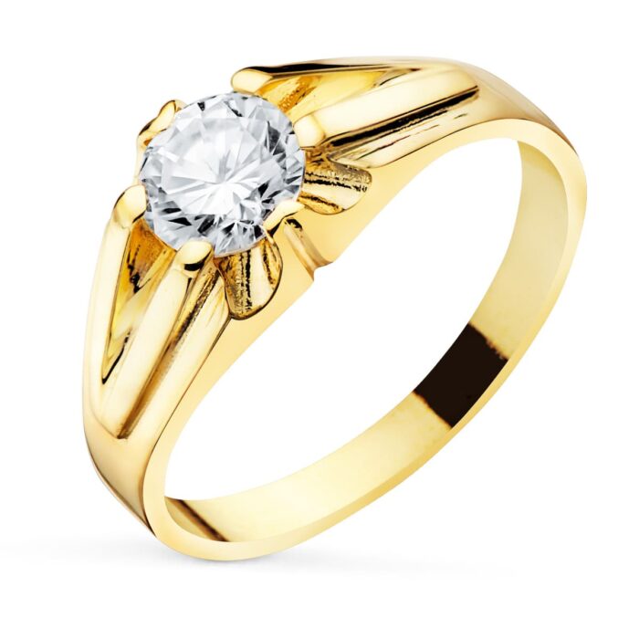 Anillo solitario ancho de 8 mm para caballero en oro amarillo 18k con circonita central de 5.5 mm e interior forrado.
