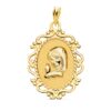 Medalla ovalada de la Virgen Niña de perfil en oro amarillo de 18 quilates, 23x16 mm, con cerco exterior calado y acabado brillante sobre fondo blanco.