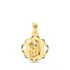 Medalla de la Virgen Niña de perfil en oro amarillo de 18 quilates, dimensiones 19x16 mm, con borde exterior estilo pandereta calada y acabado brillante sobre fondo blanco.