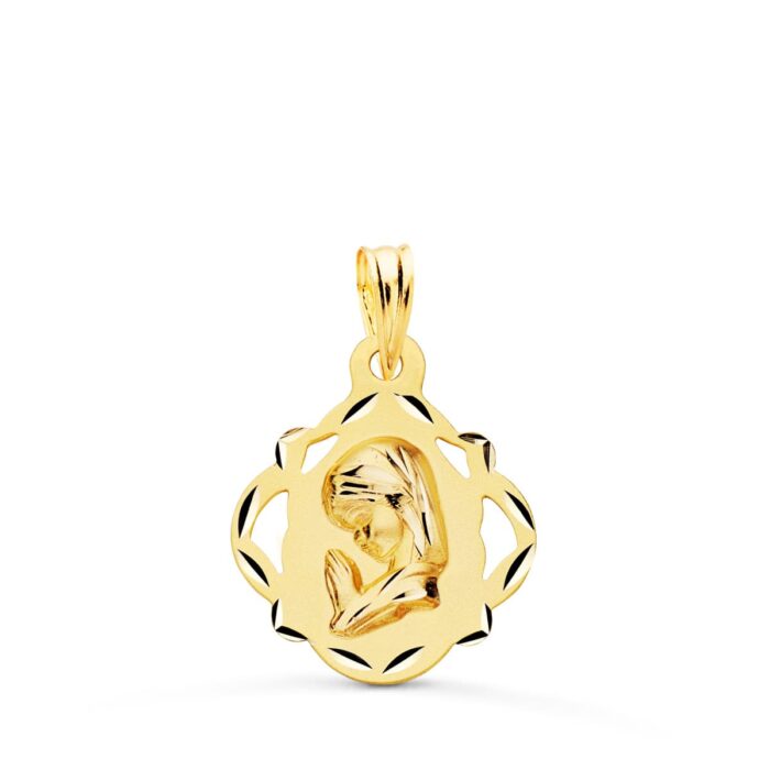 Medalla de la Virgen Niña de perfil en oro amarillo de 18 quilates, dimensiones 19x16 mm, con borde exterior estilo pandereta calada y acabado brillante sobre fondo blanco.