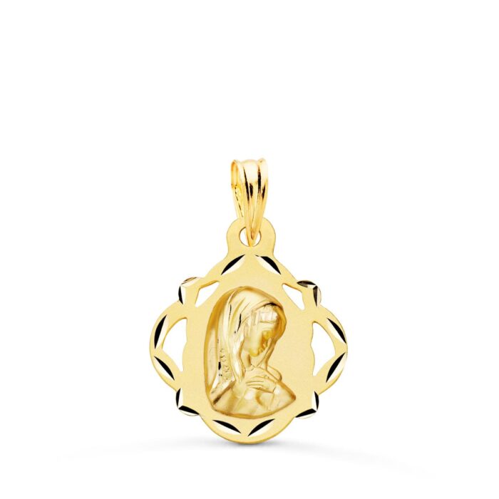 Medalla de la Virgen Niña de perfil en oro amarillo de 18 quilates, dimensiones 19x16 mm, con borde estilo pandereta calada y acabado brillante sobre fondo blanco.