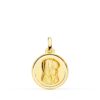 Medalla circular de la Virgen Niña de perfil en oro amarillo de 18 quilates, 16 mm de diámetro, con fondo interior matizado (mate) y bisel exterior liso pulido sobre fondo blanco.