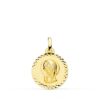 Medalla de la Virgen Niña de perfil en oro amarillo de 18 quilates con borde labrado en talla cruzada de 16 mm de diámetro.