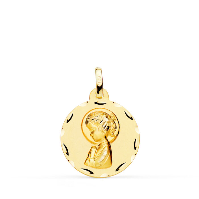 Medalla redonda de oro amarillo de 18 quilates con la Virgen Niña de perfil matizada y borde tallado brillante de 18 mm.