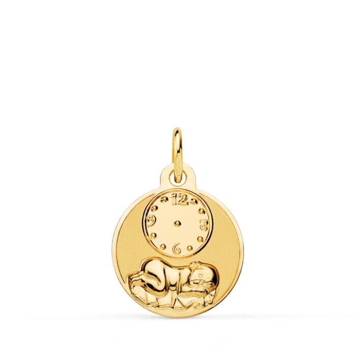 Medalla redonda de oro amarillo 18k del Niño de la Hora con detalles de reloj y acabado combinado brillo y mate 15 mm