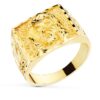 Sello de caballero macizo en oro amarillo 18K con el relieve de Camarón de la Isla y laterales tallados artesanalmente.
