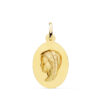 Medalla de la Virgen Niña de 23 x 15 mm en oro amarillo de 18 quilates, diseño ovalado con borde liso pulido y centro con relieve matizado.