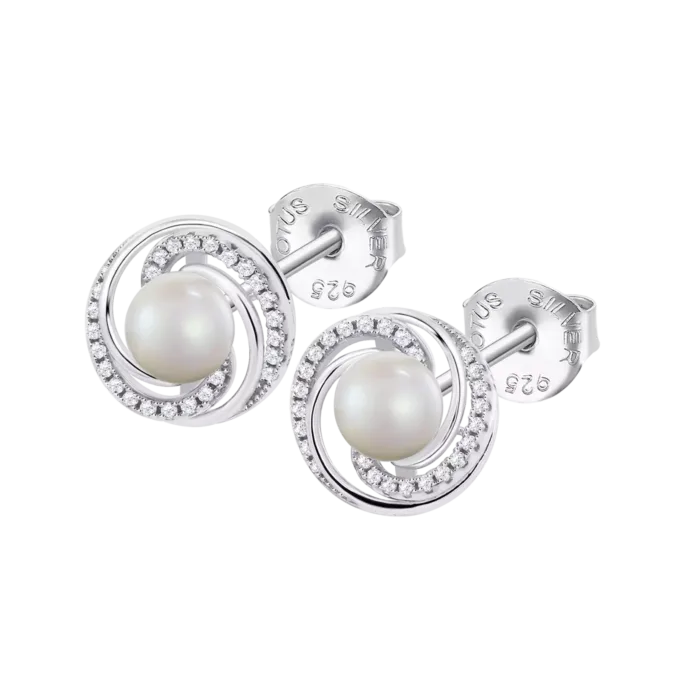 Pendientes Lotus Silver Pearls LP3095-4/1 de plata de ley para mujer en perspectiva, con diseño redondo en espiral, circonitas y perla central.