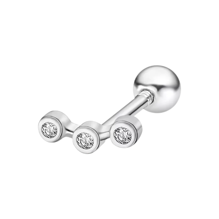 Piercing de oreja curvo con tres circonitas brillantes engastadas en plata de ley 925 Lotus Silver LP3377-9/1 sobre fondo blanco