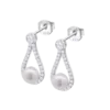Pendientes Lotus Silver Pearls LP3481-4/1 de plata de ley para mujer en perspectiva, con forma de lágrima, circonitas brillantes y perla blanca.